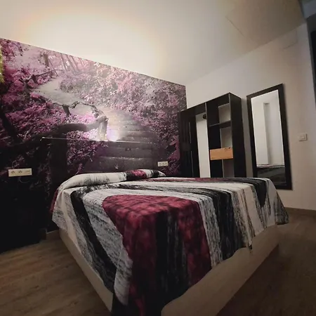 Apartamento El Nidito A 5 Min De Estacion De Autobus Y Tren Maria Zambrano *